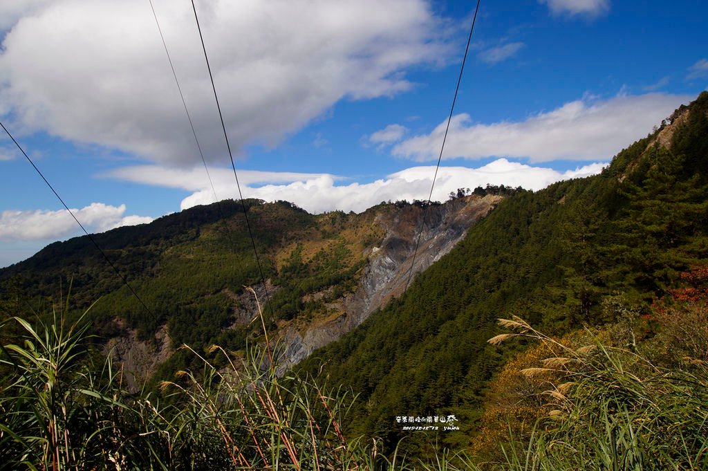 048奇萊南峰南華山.jpg