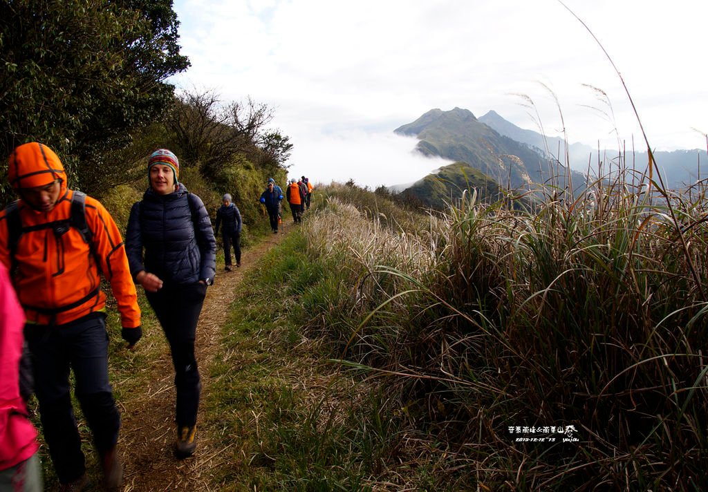 092奇萊南峰南華山.jpg