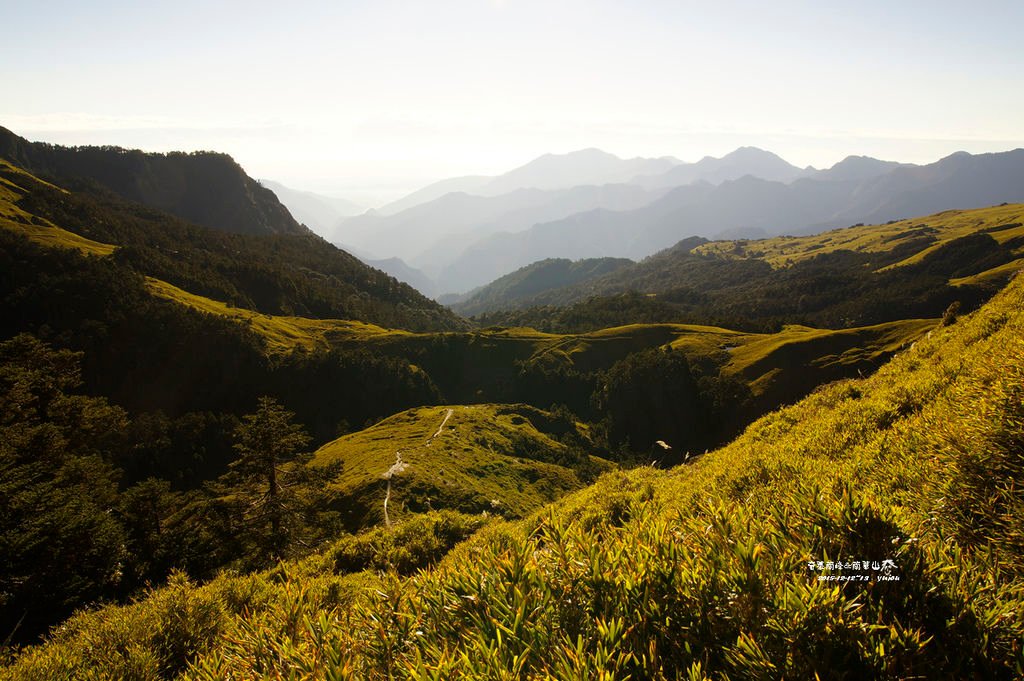 160奇萊南峰南華山.jpg