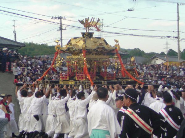 神轎出現