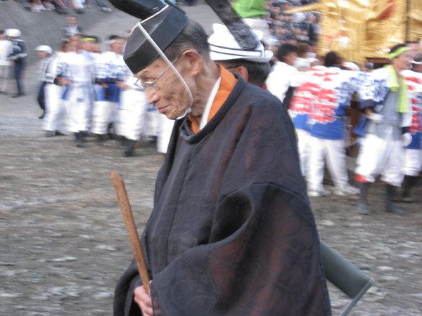 神官