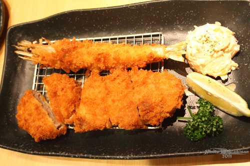 2011041723高雄美食：勝博殿