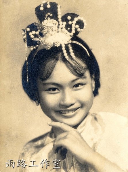 A09-1388x1872x24b-1.jpg