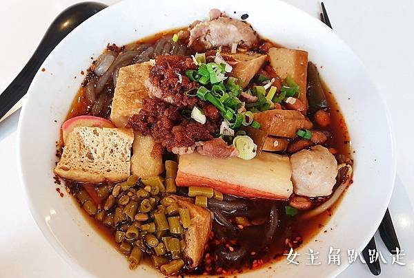 公館站美食_公館必吃_麻辣巴蕾_綜合手作酸辣粉