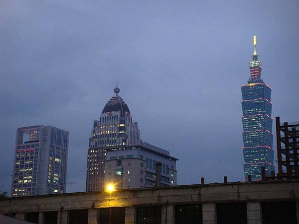 2013_1104BK.JPG