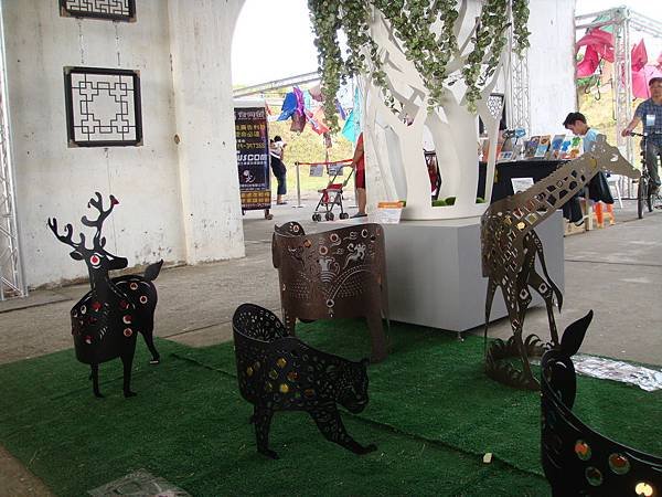 2014_09111AT.JPG