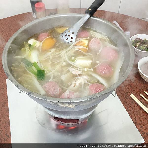 吉生炭燒沙茶火鍋-1.jpg
