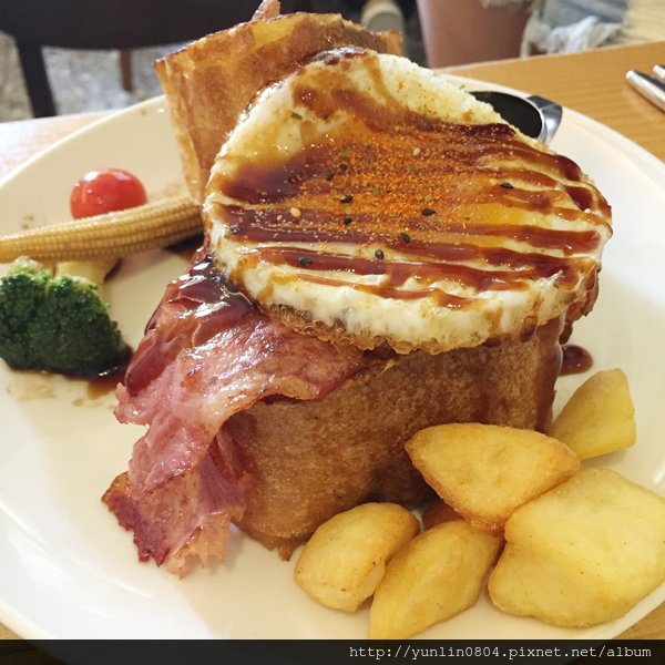 田樂3學院店-鹹食法式吐司.jpg