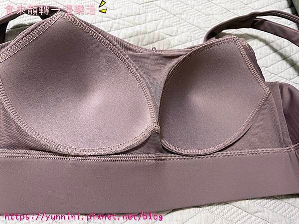 Confio ▶ 氣質小仙女的平價瑜珈服首選 背後u型全開式