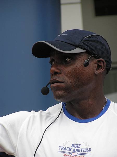 Carl_Lewis_2006_singapore.jpg