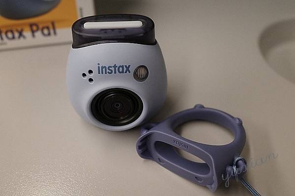 FUJIFILM instax Pal 掌上型迷你相機 | 