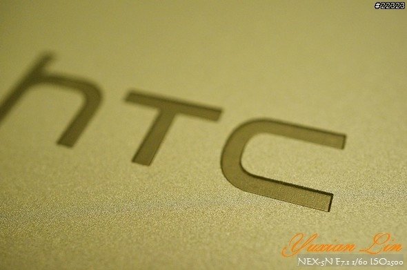 遲來的HTC Flyer開箱..(總算換掉NOVO7了)