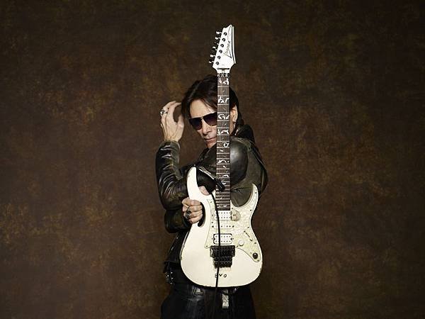 Steve Vai.jpg