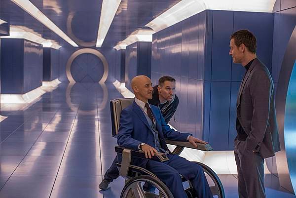 x-men-apocalypse-bryan-singer-michael-fassbender-james-mcavoy.jpg