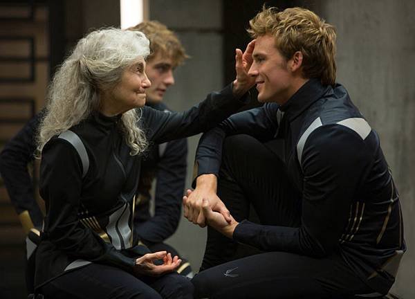 ef8e7a62-f68f-401e-8fe8-523599e0dedc_LynnCohen_CatchingFire_112213.jpg