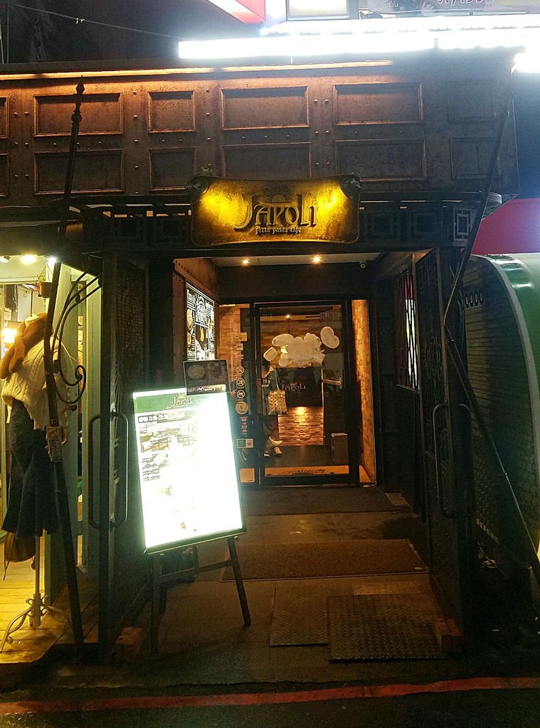 門口.jpg