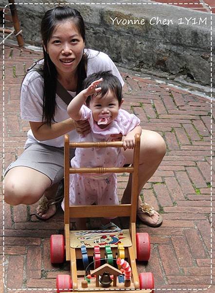 學步車.JPG