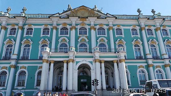 01-20130618_194351