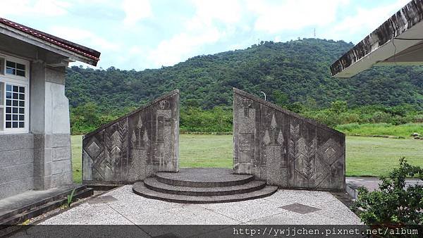 20130529_武塔國小校景_原民意象01.JPG