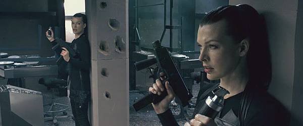 Resident.Evil.Afterlife.1