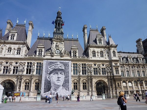 Hotel de Ville