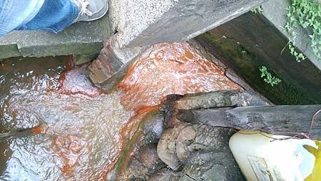 台中大里農地重金屬污染 環保局查獲工廠偷排廢水