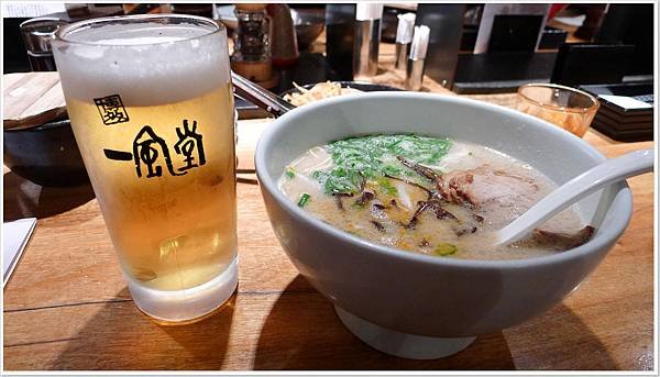 超好喝生啤酒+好吃的拉麵!