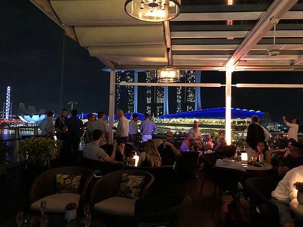 Merlion Park bar (4).JPG