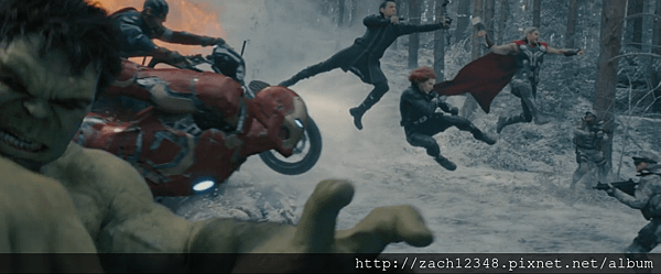 1118full-avengers--age-of-ultron-screenshot (1).jpg