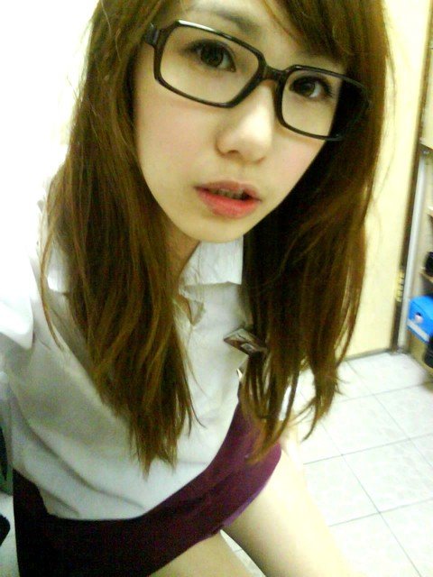 新的大框框眼鏡.jpg