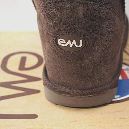 Classic Short Emu Boots Chocolate_01.jpg