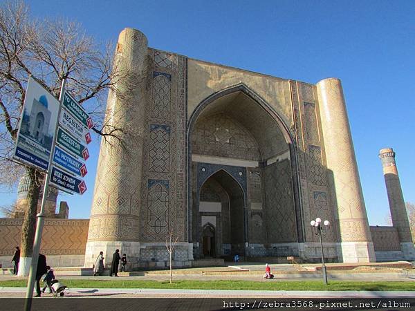 Bibi Khanym Mosque