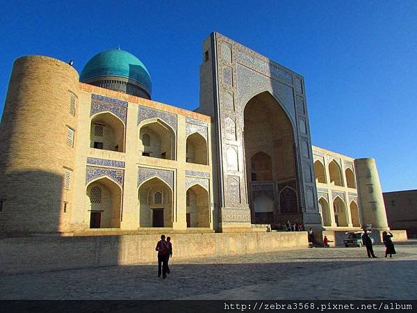 Emir Alim Khan Madrassah