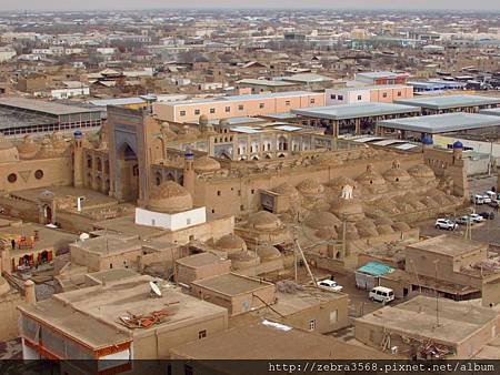 希瓦古城一景-Qutlug Murod Inoq Madrassah