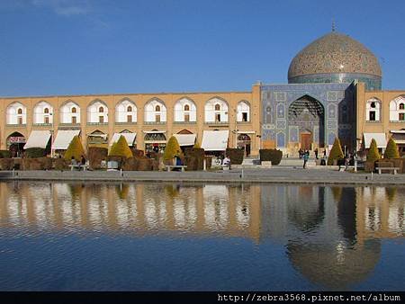 Sheikh Lotf Allah Mosque