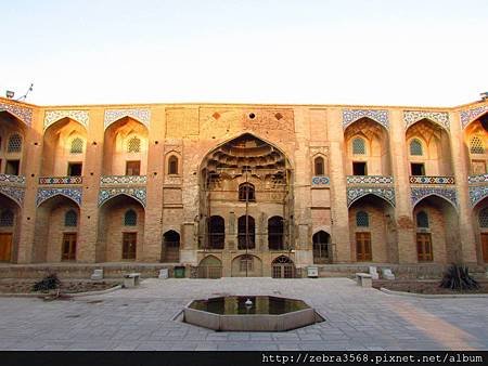 Ganjali Khan Mosque