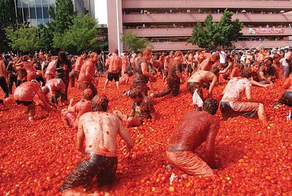 La Tomatina西班牙蕃茄節(tomato festival)-