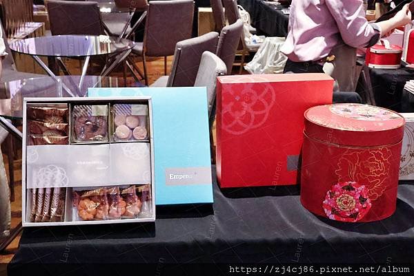 LINE_ALBUM_221121_47.jpg