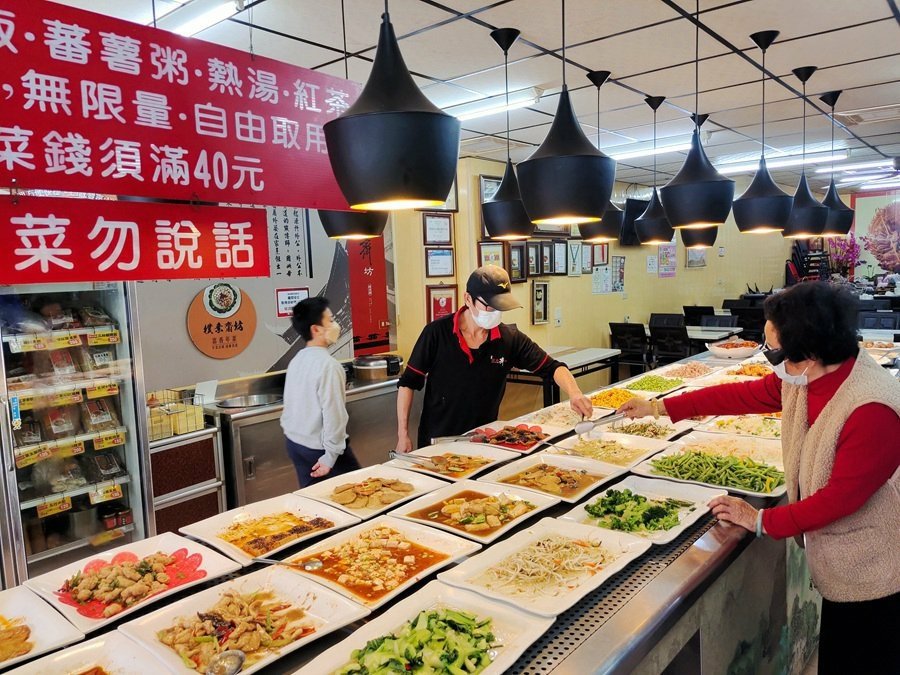 嘉義素食自助餐-樸素齋坊(朴子店)