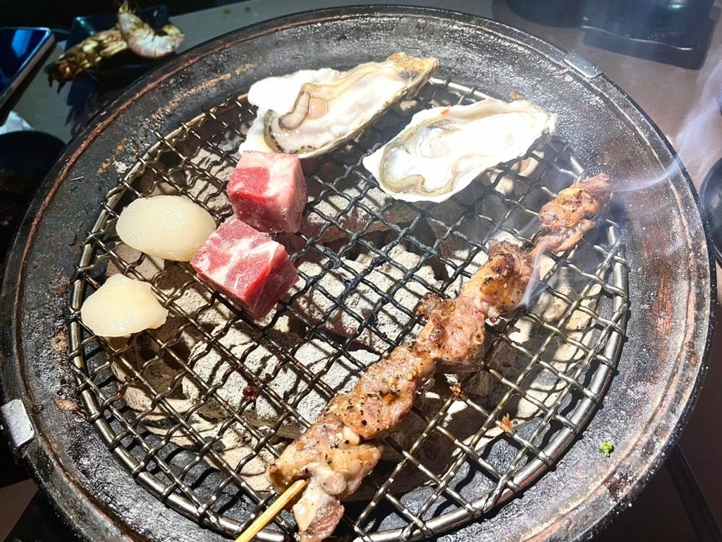 食記 ཾ名炙炭火燒肉༺新北三重｜頂級燒肉、海鮮燒烤吃到飽