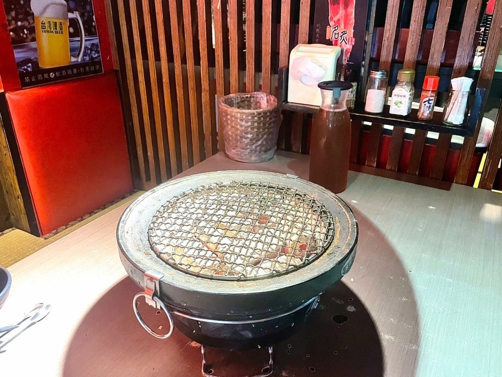 食記 ཾ名炙炭火燒肉༺新北三重｜頂級燒肉、海鮮燒烤吃到飽