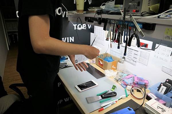 推薦台中大里iPhone維修【鼎威蘋果維修Iphone現場維