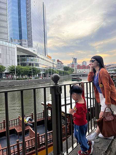 LINE_ALBUM_新加坡馬來西亞_241213_9.jpg