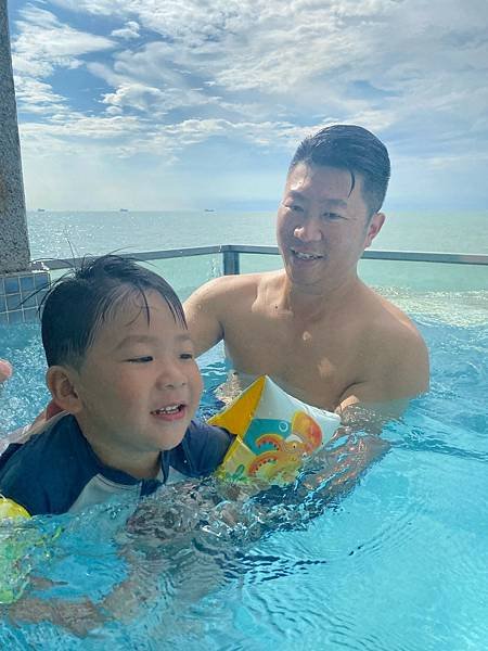 LINE_ALBUM_新加坡馬來西亞_250109_1.jpg