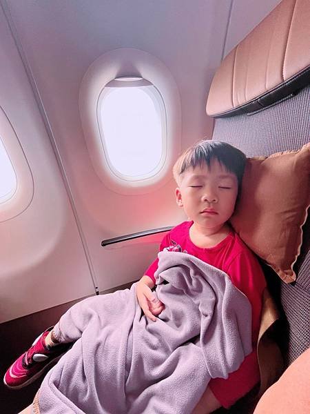 LINE_ALBUM_新加坡馬來西亞_250109_29.jpg