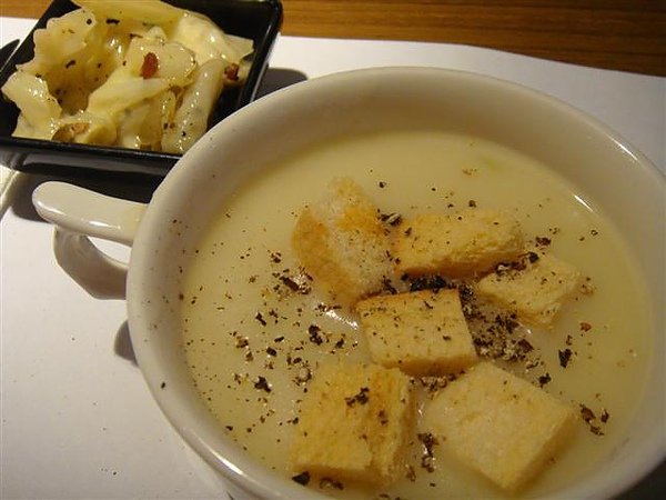 201010015赤鬼