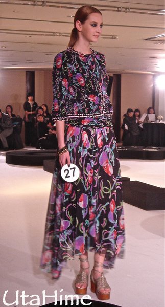 Chanel2011SS47.jpg