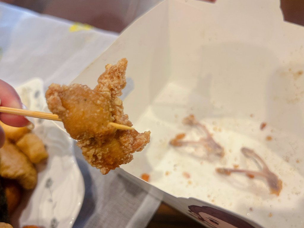 [ 桃園食記 ] 炸綺來鹹酥雞 桃園中正店｜桃園特色甜不辣吃