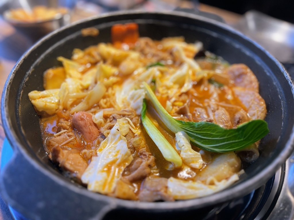 [ 桃園食記 ] 甩鍋雞볶찜韓式炒雞吃到飽-桃園ATT店 |