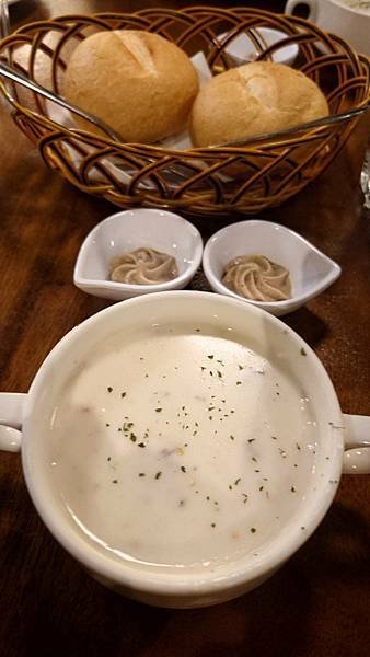 【好吃】新竹東區義大利麵首選!托斯卡尼尼竹科店 CP值高無雷 【好吃】新竹東區義大利麵首選!托斯卡尼尼竹科店 CP值高無雷